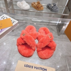 Louis Vuitton Slippers